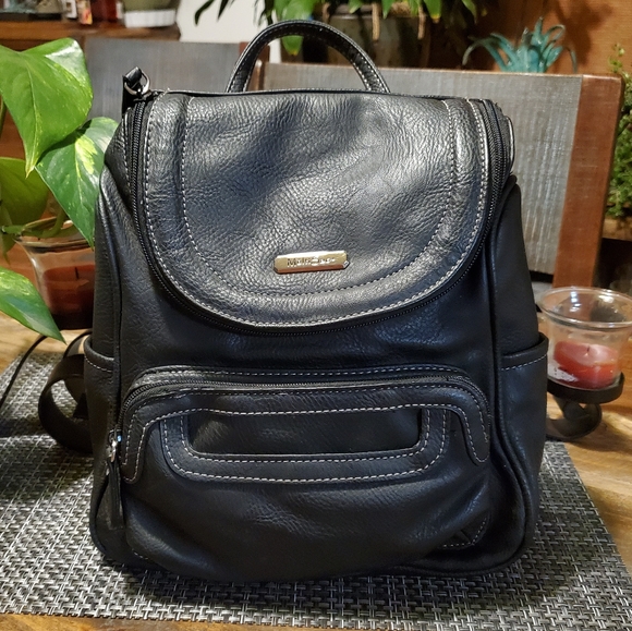 major backpack brands